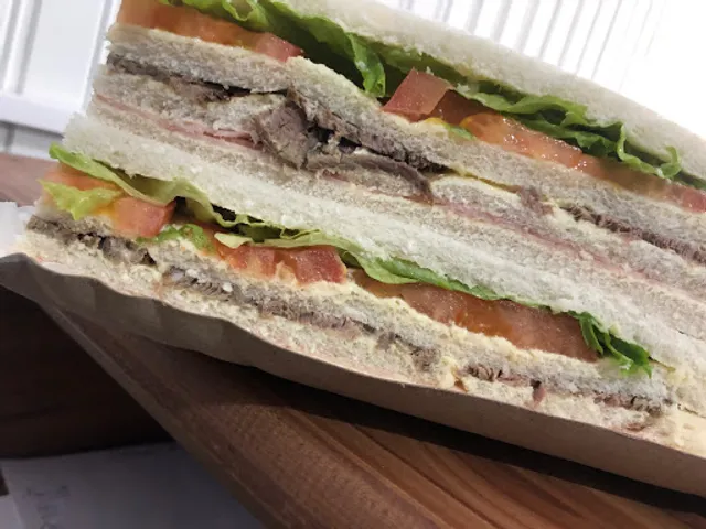 La Nueva Americana Panaderia