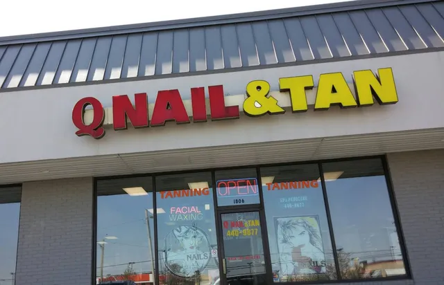 Q Nails Salon