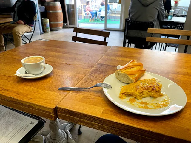 Cafetería Cervecería Los Estudiantes