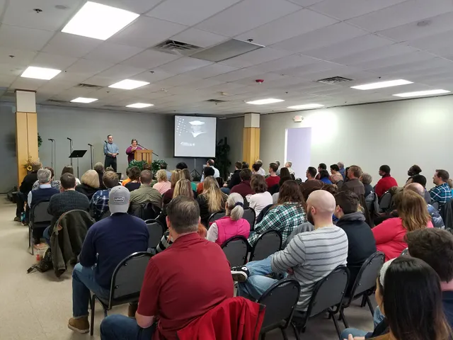 Crossroads Center Business Condos