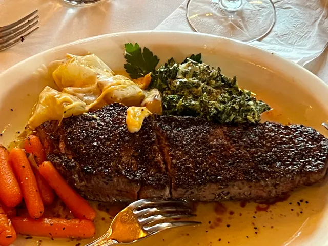 Four Winds Steakhouse