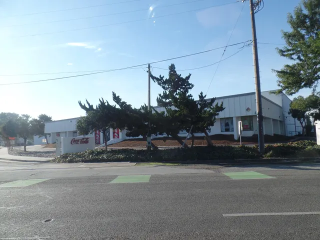 Reyes Coca-Cola Bottling