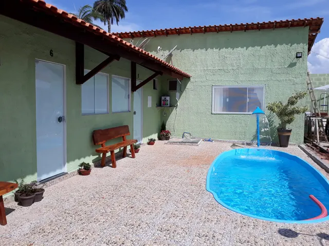 Pousada Paraiso de Furnas , servimos delicioso cafe da manhã, roupa de cama e banho todos brancos.