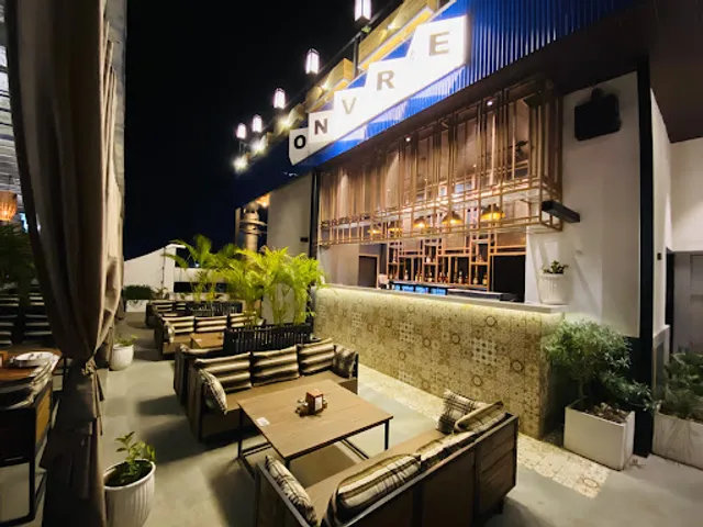 YOUniverse-The Lounge | Rooftop | Bar & Kitchen