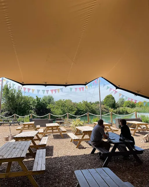 Partridge Lakes Cafe