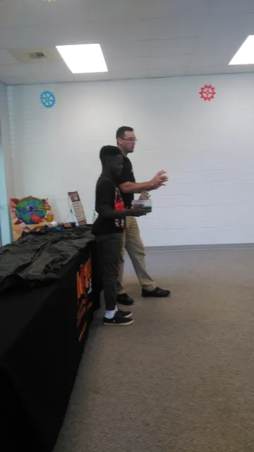 Flora Public Library