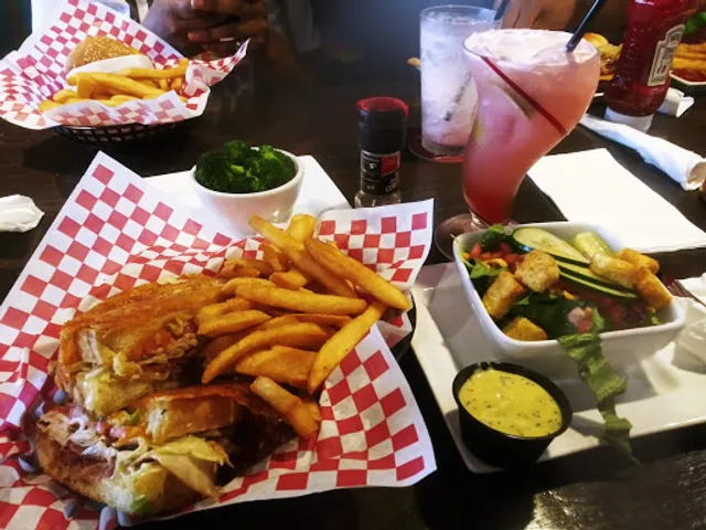 Red Robin Gourmet Burgers and Brews