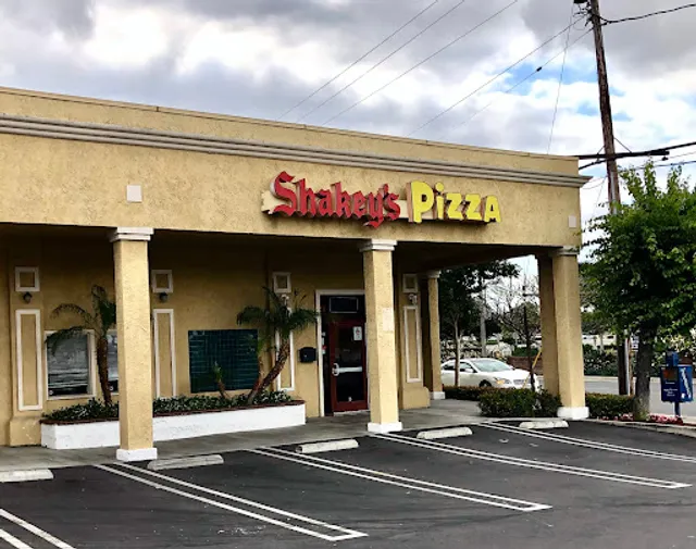 Shakey's Pizza Parlor