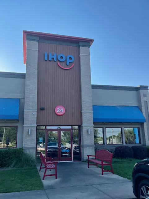 IHOP