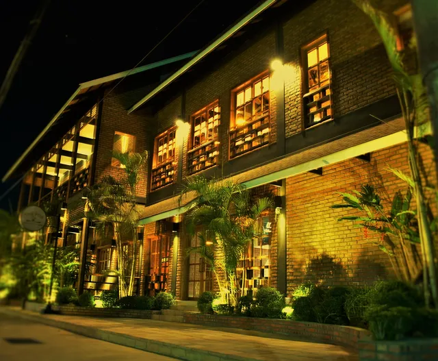Paradise Hotel Nyaung Shwe