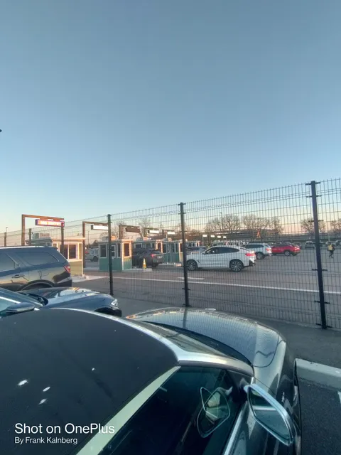 UBS Arena Emerald Parking