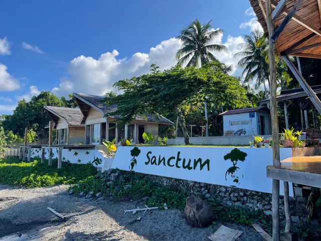 Sanctum Una Una Eco Dive Resort
