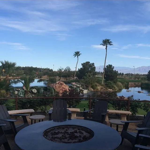 Nino's Kitchen at Angel Park