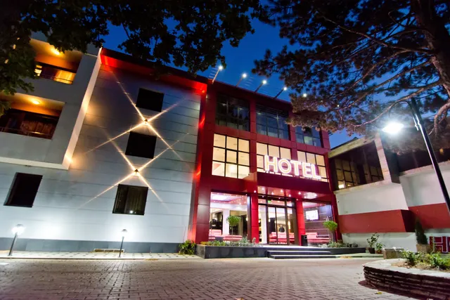 Хотел Романтика