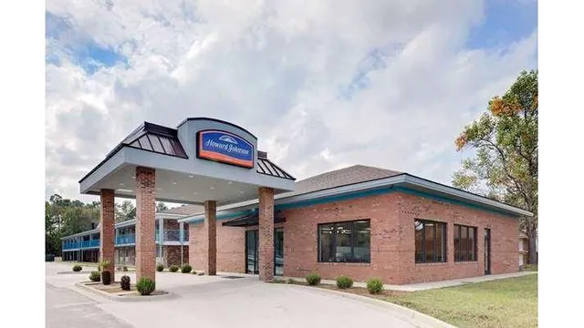 Howard Johnson by Wyndham Florence