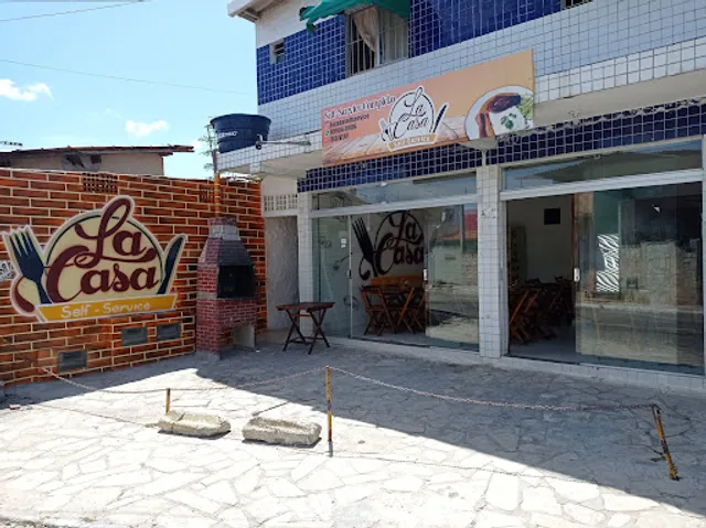 La Casa Self-Service