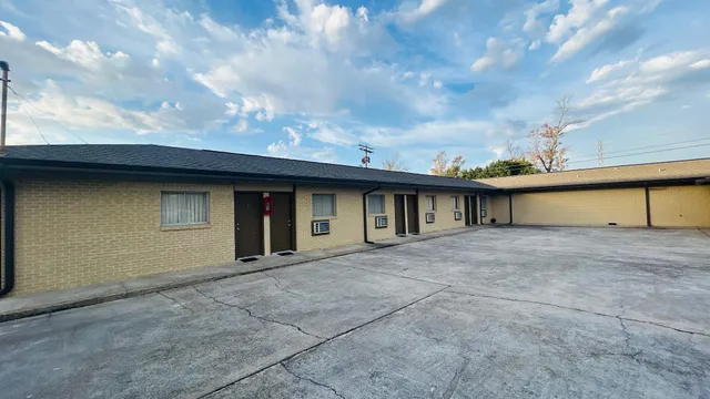 Relax Inn by OYO Sulphur Hwy 90