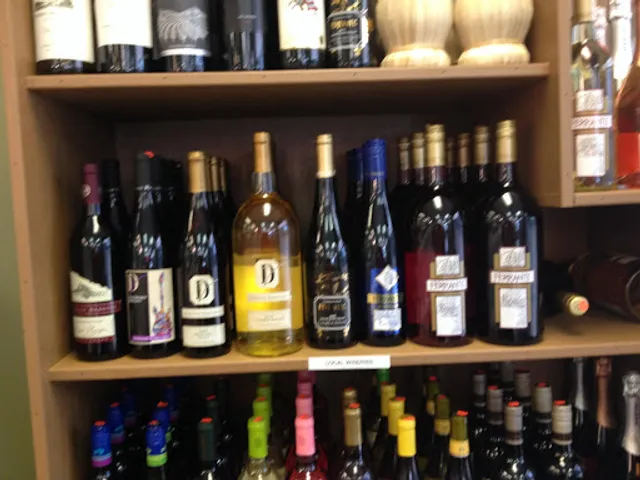 Maxim's Pizza & Catering