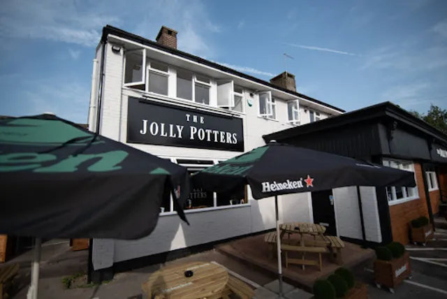 The Jolly Potters