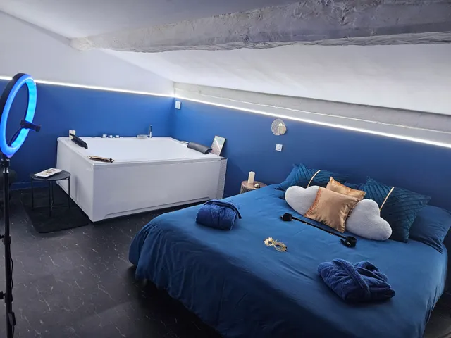 Loveroom 66 / Le palais secret Loveroom