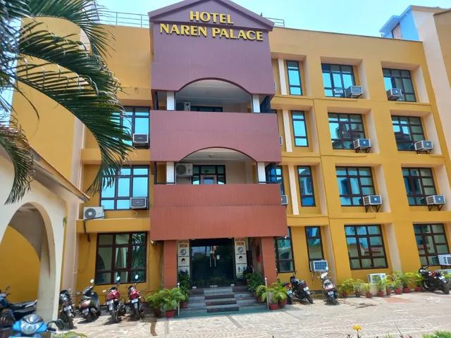 Hotel Naren Palace