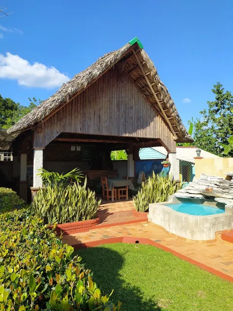 Casa Leyani y Osvedy