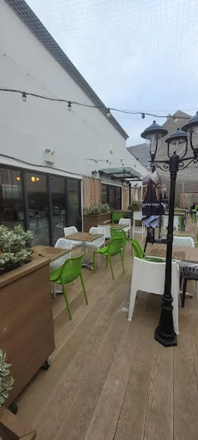 The Muckle Cross - JD Wetherspoon