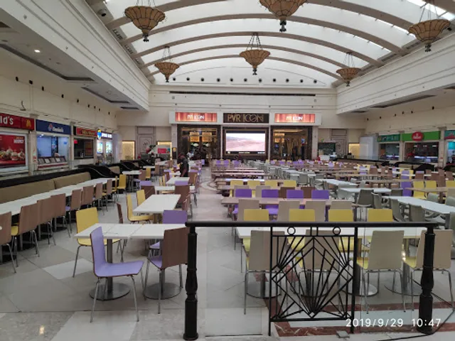 DLF Food Court