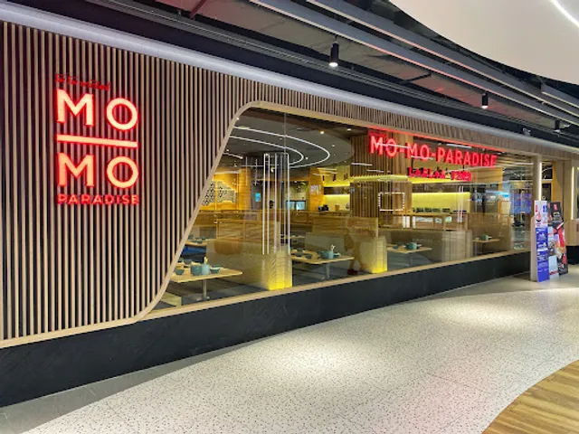 Mo-Mo-Paradise @ MBK