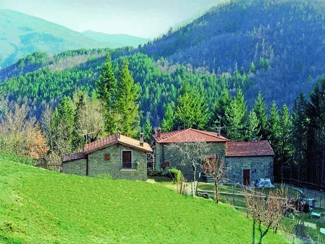 Agriturismo Casale Camalda - Bioagriturismo - Centro Escursionistico