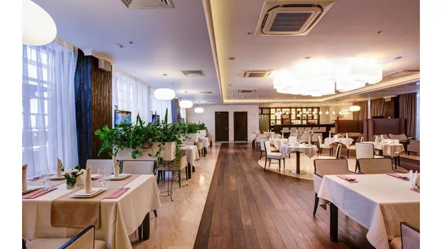 Ресторан Доктор на крыше | бизнес-ланч, доставка, банкетный зал на метро Маяковская