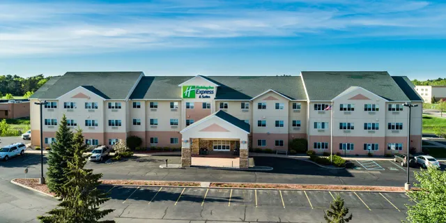 Holiday Inn Conference Ctr Marshfield by IHG