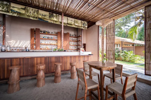 Ashwe 351 Beach Bar & All Day Dining