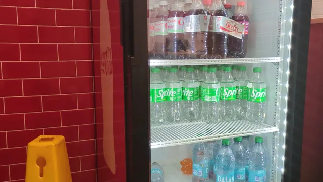 Novi Ten Shopping Center