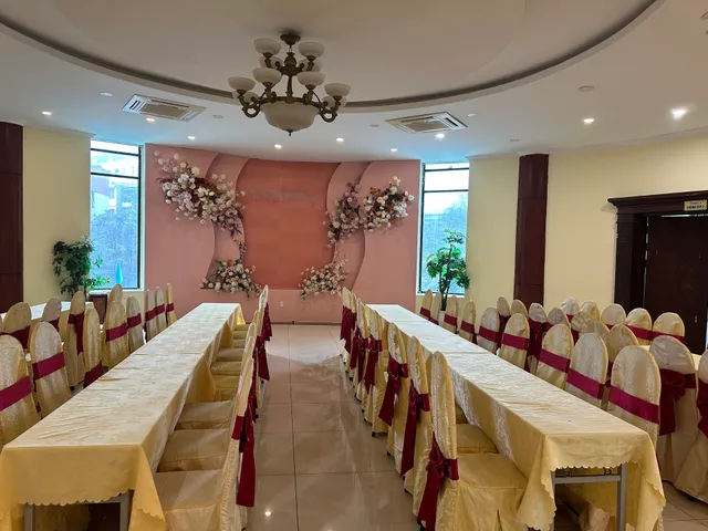 Nha Khách Trúc Bạch