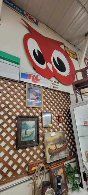 Uncle Tom's Rock Shop