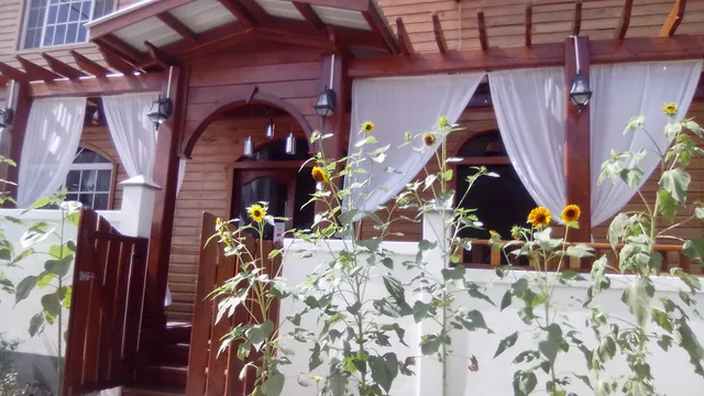 The Xunantunich Restaurant & Café