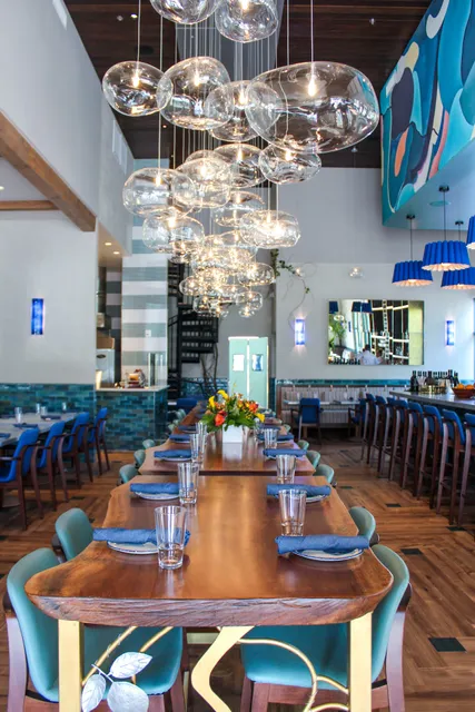 Abbracci Italian Cuisine & Cocktails