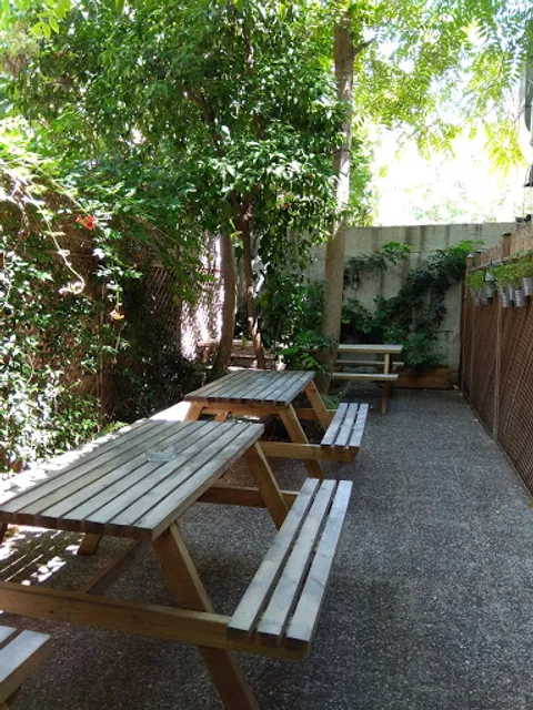 Bites & Pints Burger & Beer Bar