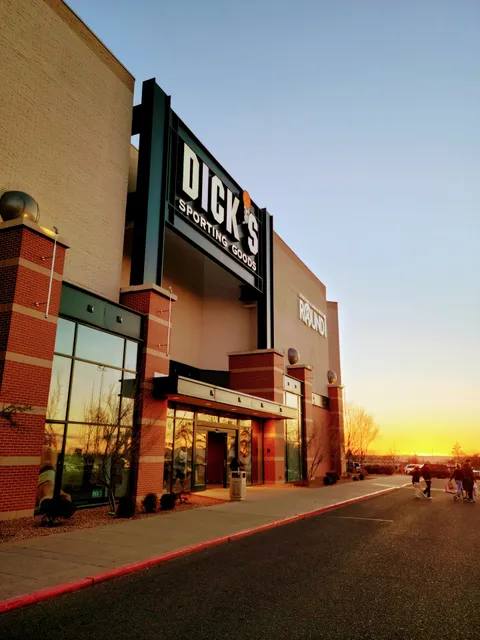 DICK'S Sporting Goods