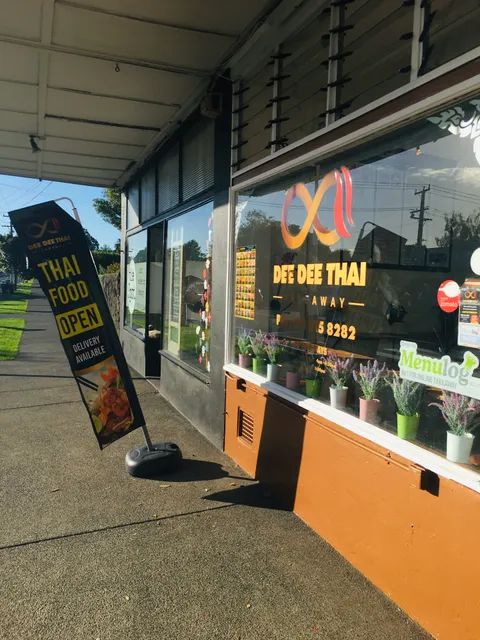 Dee Dee Thai Takeaway