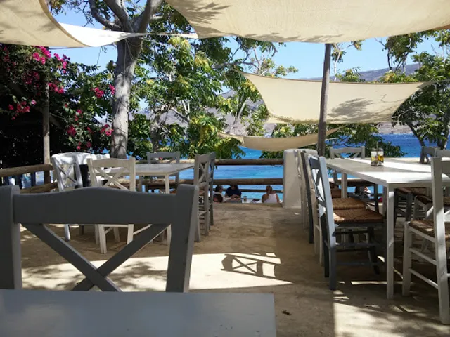 Vintsi Cafe, Bar & Restaurant