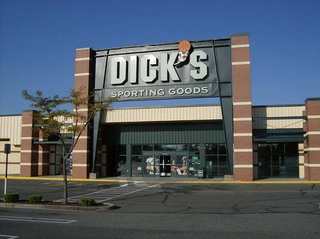 DICK'S Sporting Goods