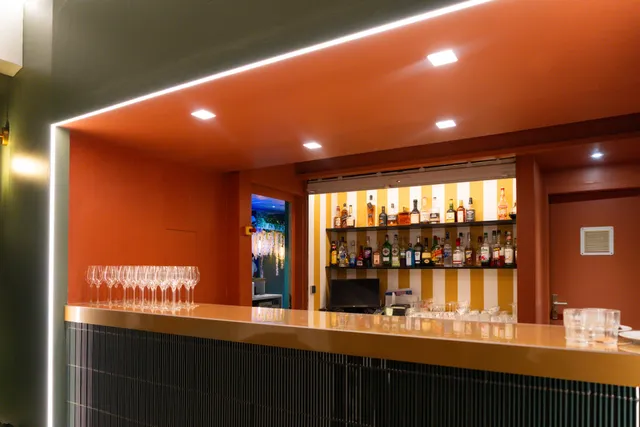 Bar Le Punch - Rooftop du Karibea Valmenière Hôtel