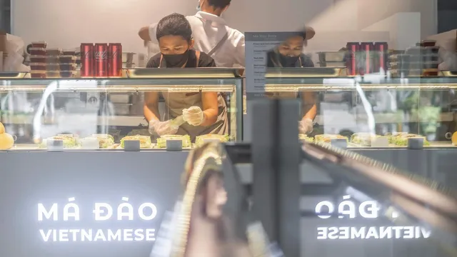 Má Đào Vietnamese Spring Rolls