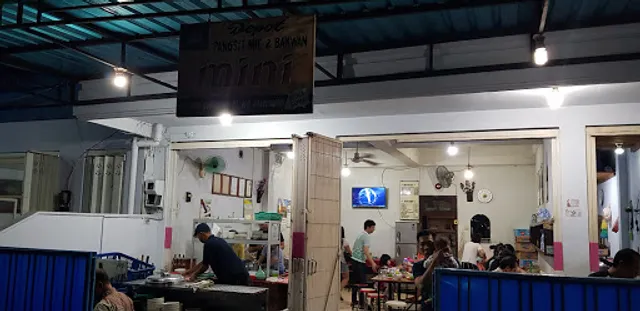 Depot Mini - Pangsit Mie & Bakwan