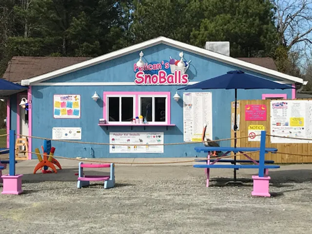 Pelican's SnoBalls - Grovetown