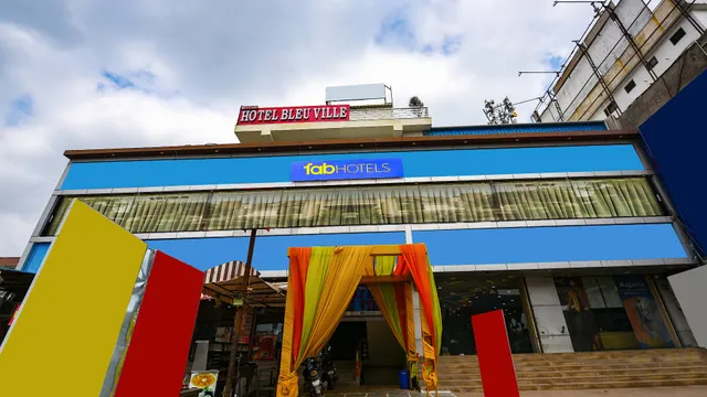 FabHotel Bleu Ville