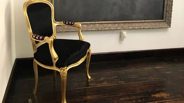 MJ's Custom Upholstery & Design