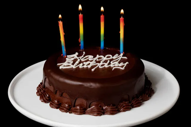 Superb Cake | Cake Delivery in Noida | Online Cake Delivery in Noida | Anniversary/Birthday/Customized Cake Delivery in Noida